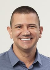 Douglas Ruas lança candidatura ao governo do RJ; 'dinheiro tem'
