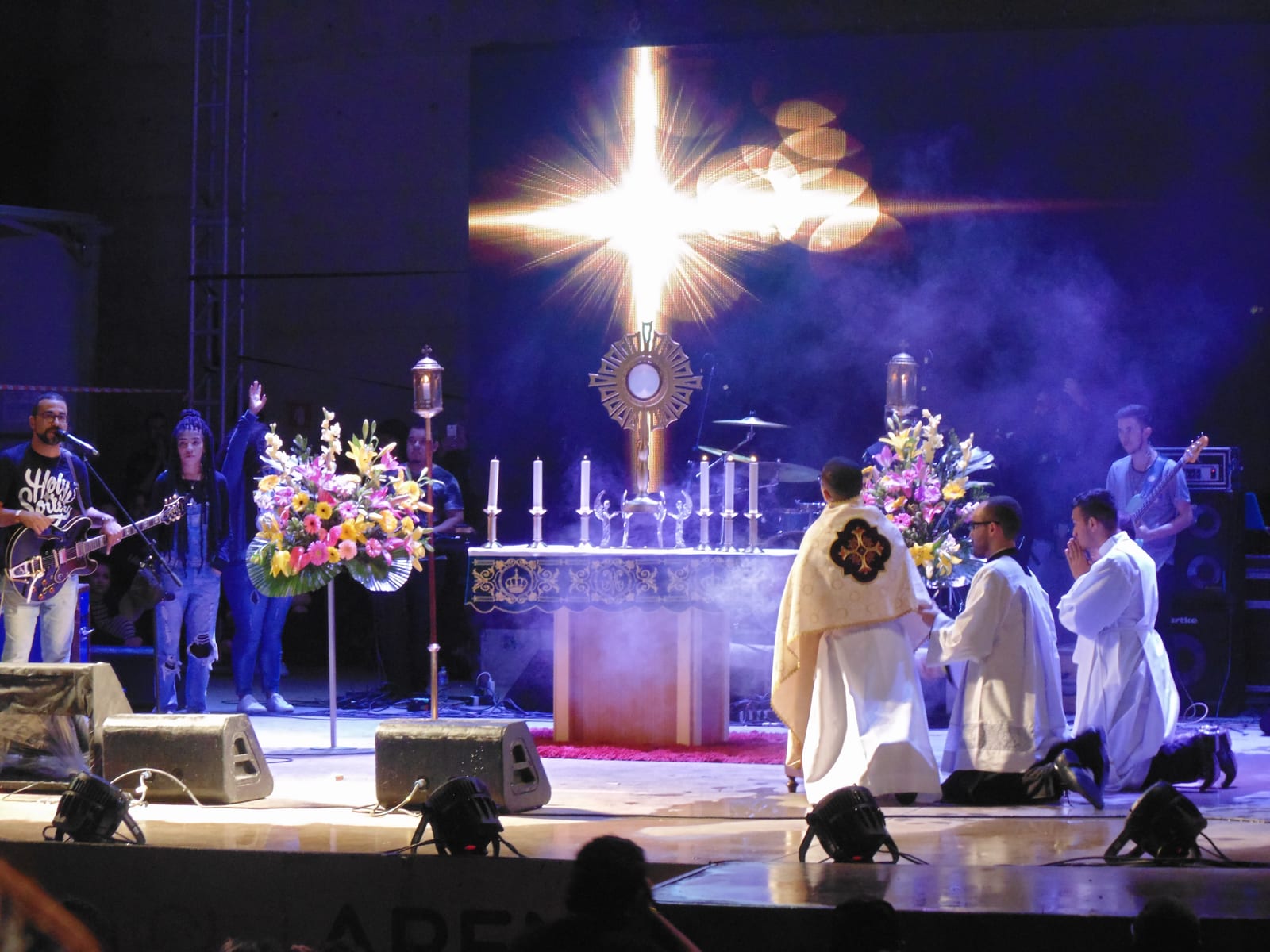 Congresso de Louvor e Adoração dias 29 e 30/08 na Comunidade Deus Vivo