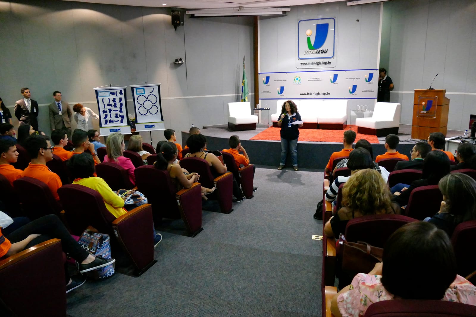 Jovem Senador 2027 anuncia tema sobre participação das mulheres no poder