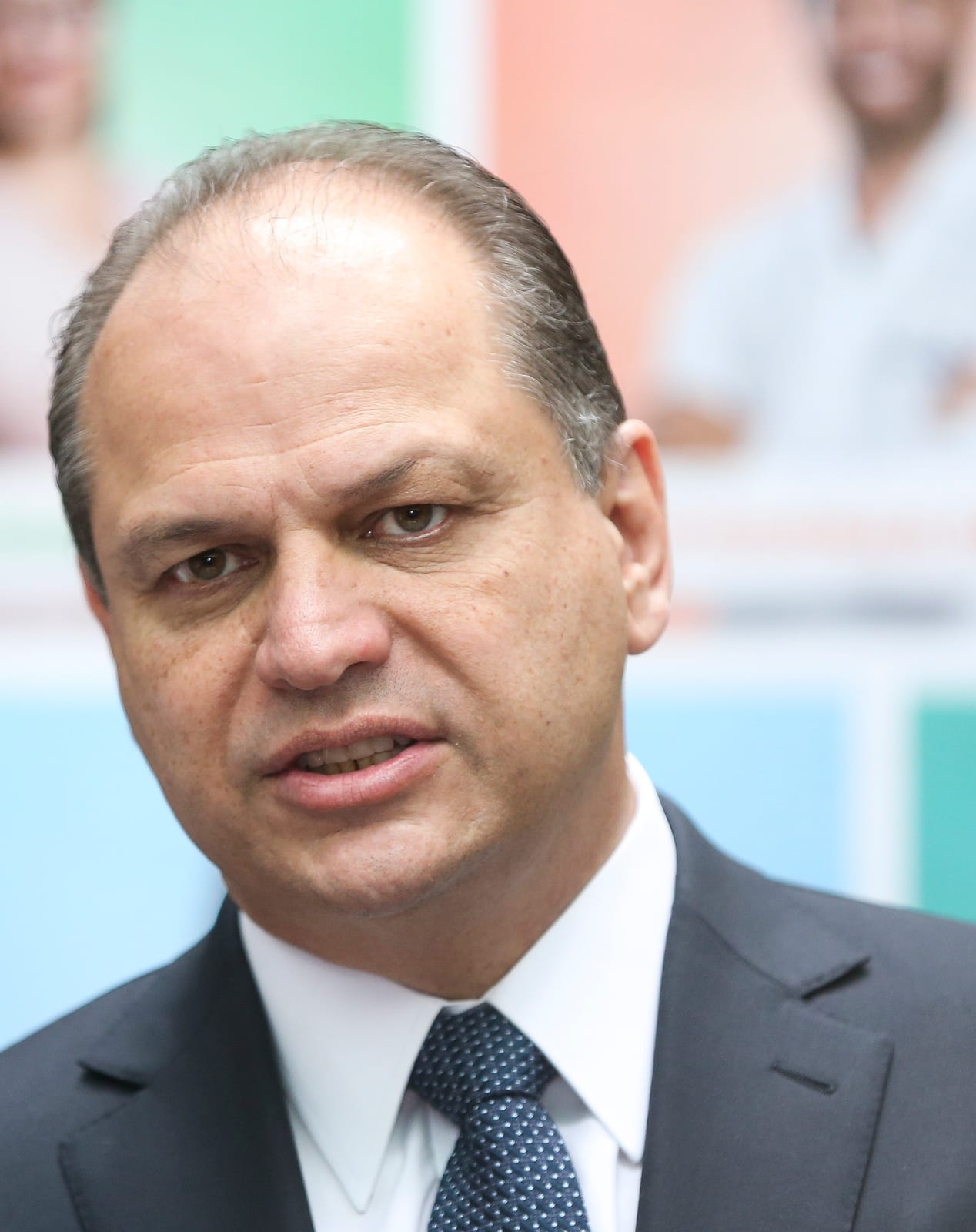 Ricardo Barros declara apoio a Flávio Bolsonaro e a Sandro Alex