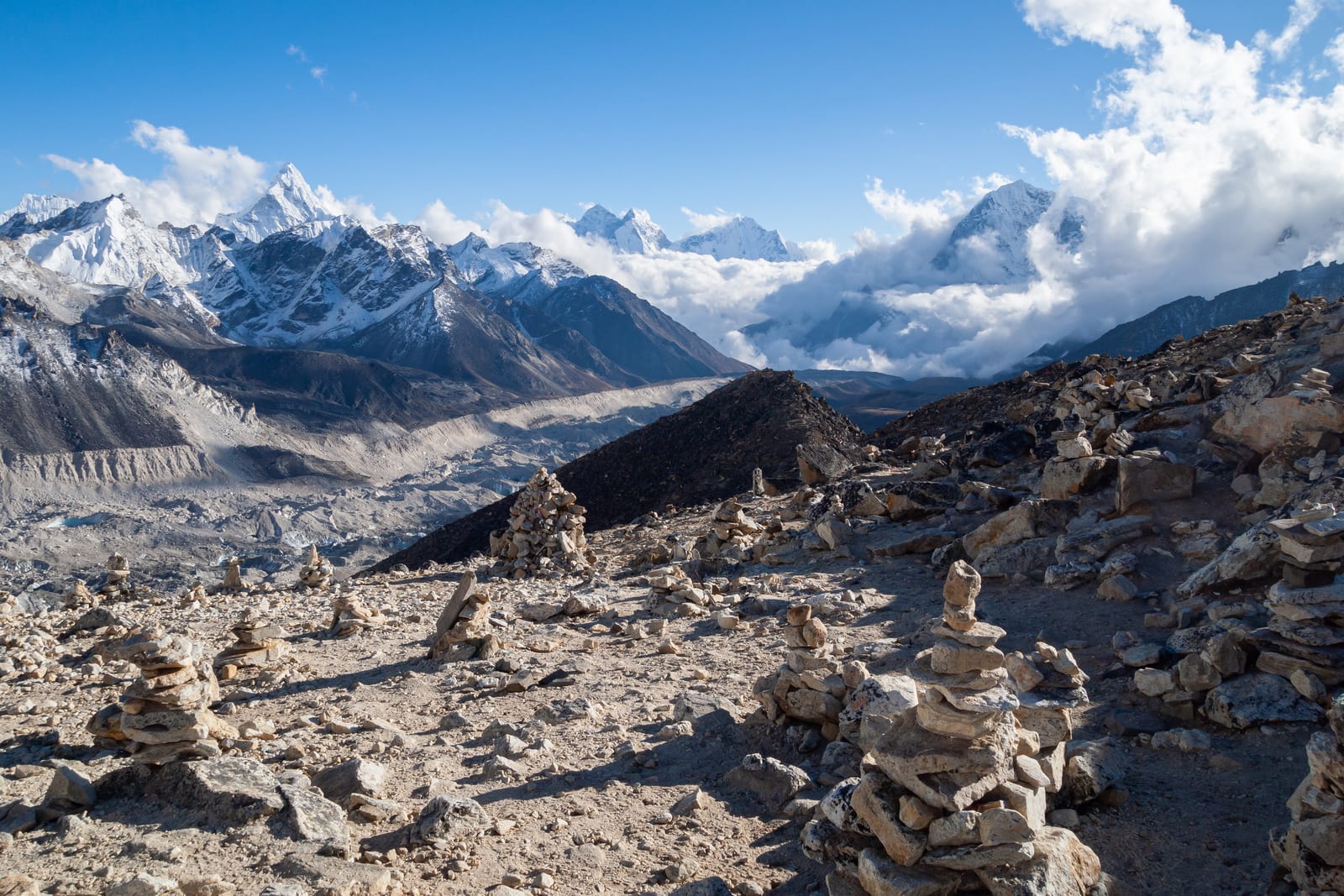 Com mais de 500 mortes, desastre no Nepal é classificado como sem precedentes na região