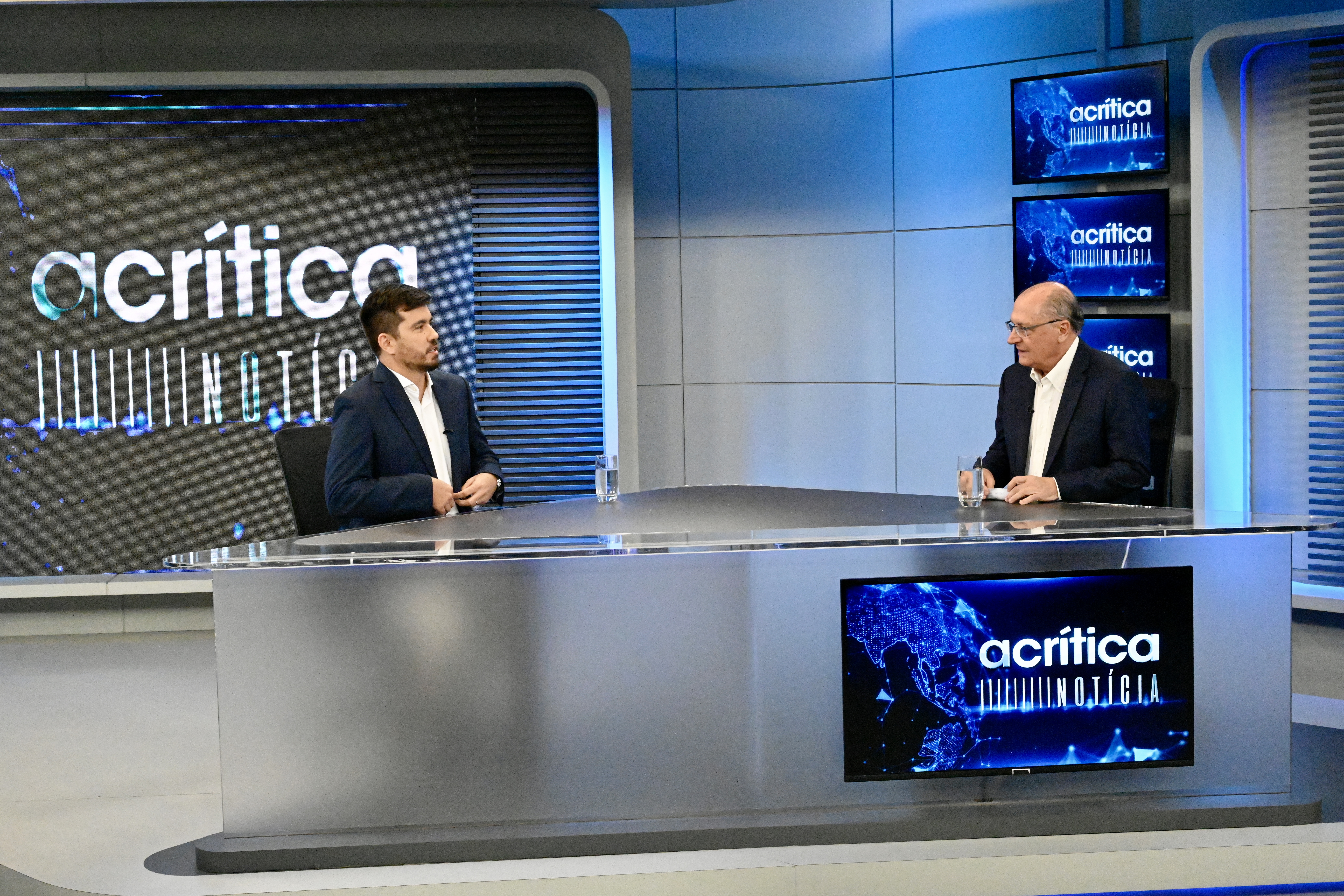 Lula e Alckmin lançam candidatura em convenção do PT