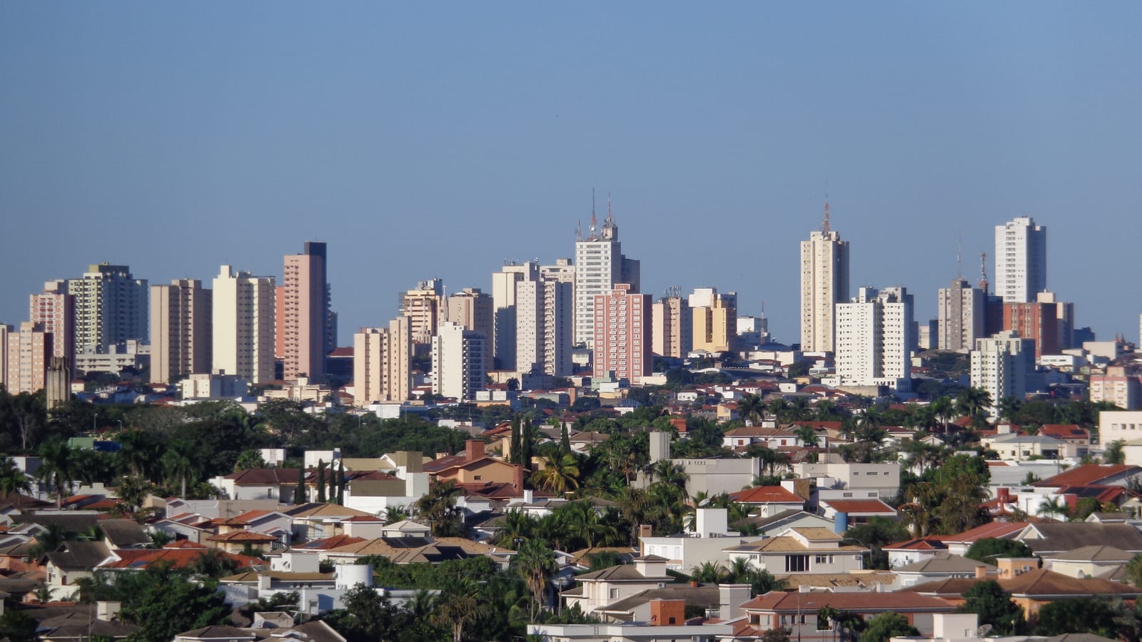 Presidente do BC diz: taxa alta visa reequilibrar oferta e demanda