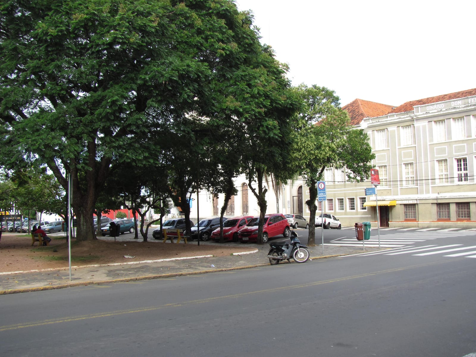 Gravataí entrega 18 títulos de regularização fundiária na Vila Caiu do Céu
