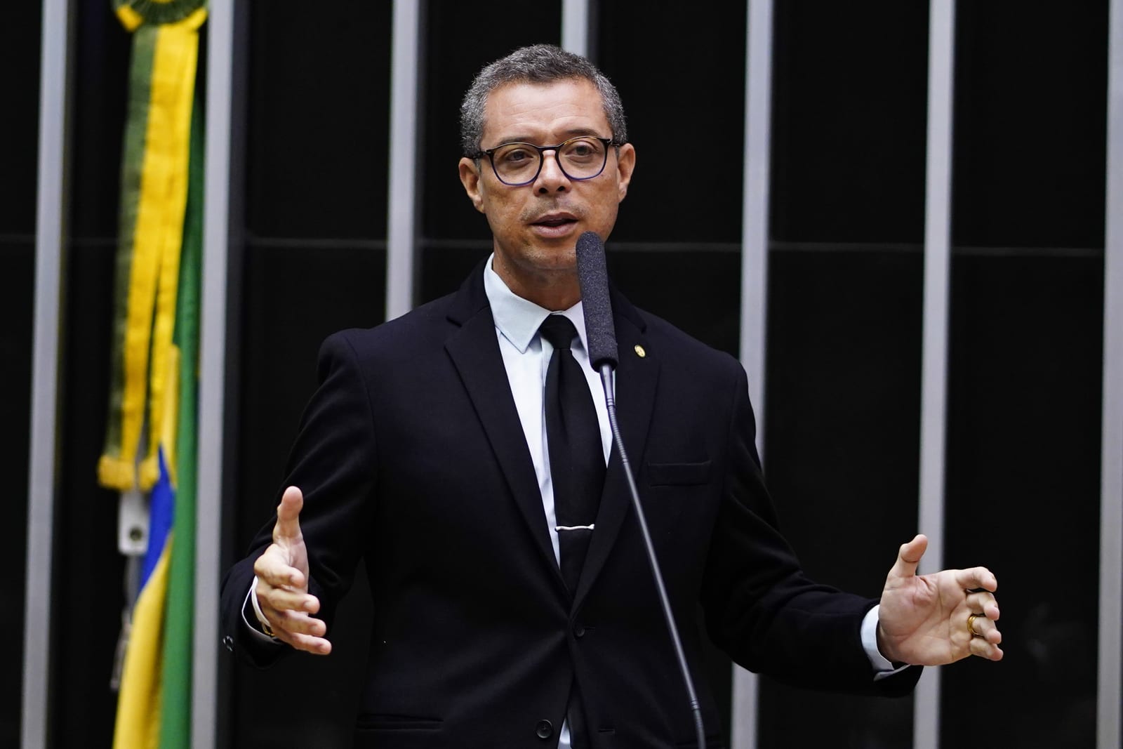 Mitidieri diz que reeleição será “plebiscito” sobre sua gestão
