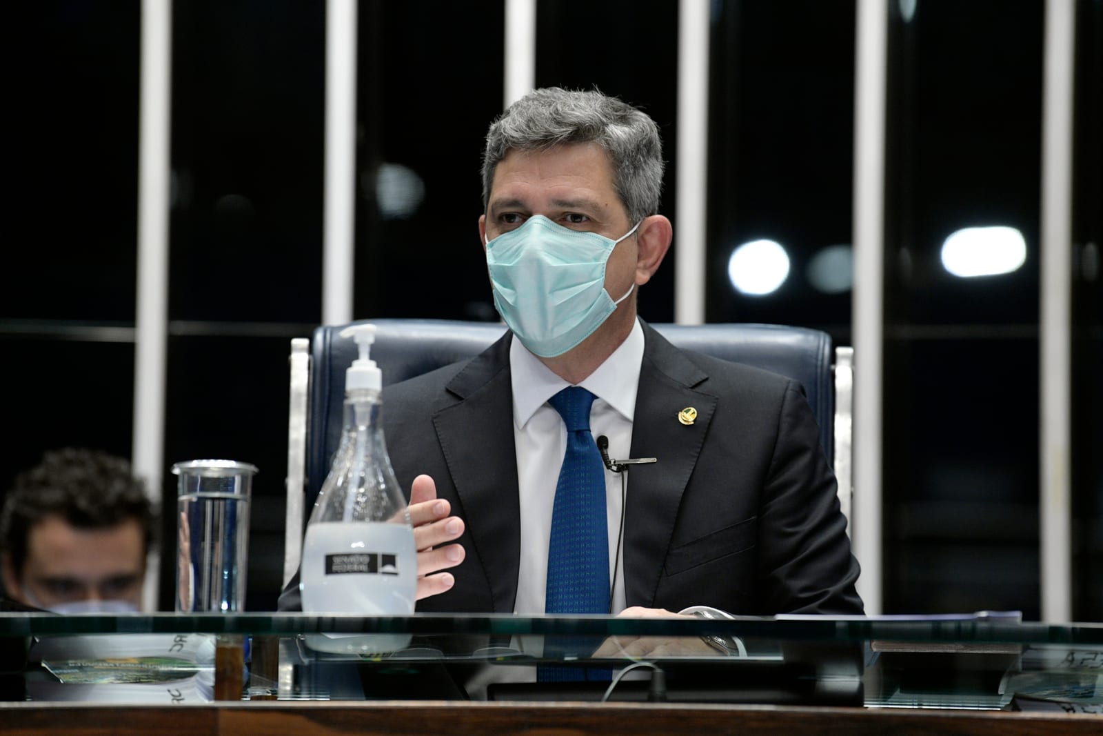 Senador Rogério obteve mais votos que Valmir de Francisquinho, que disputou o Governo