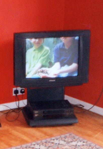 Rádios e TVs proibidas de veicular propaganda política a partir de 6.ago