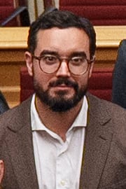 Ricardo Marques inclui pautas conservadoras no plano para 2027-2030