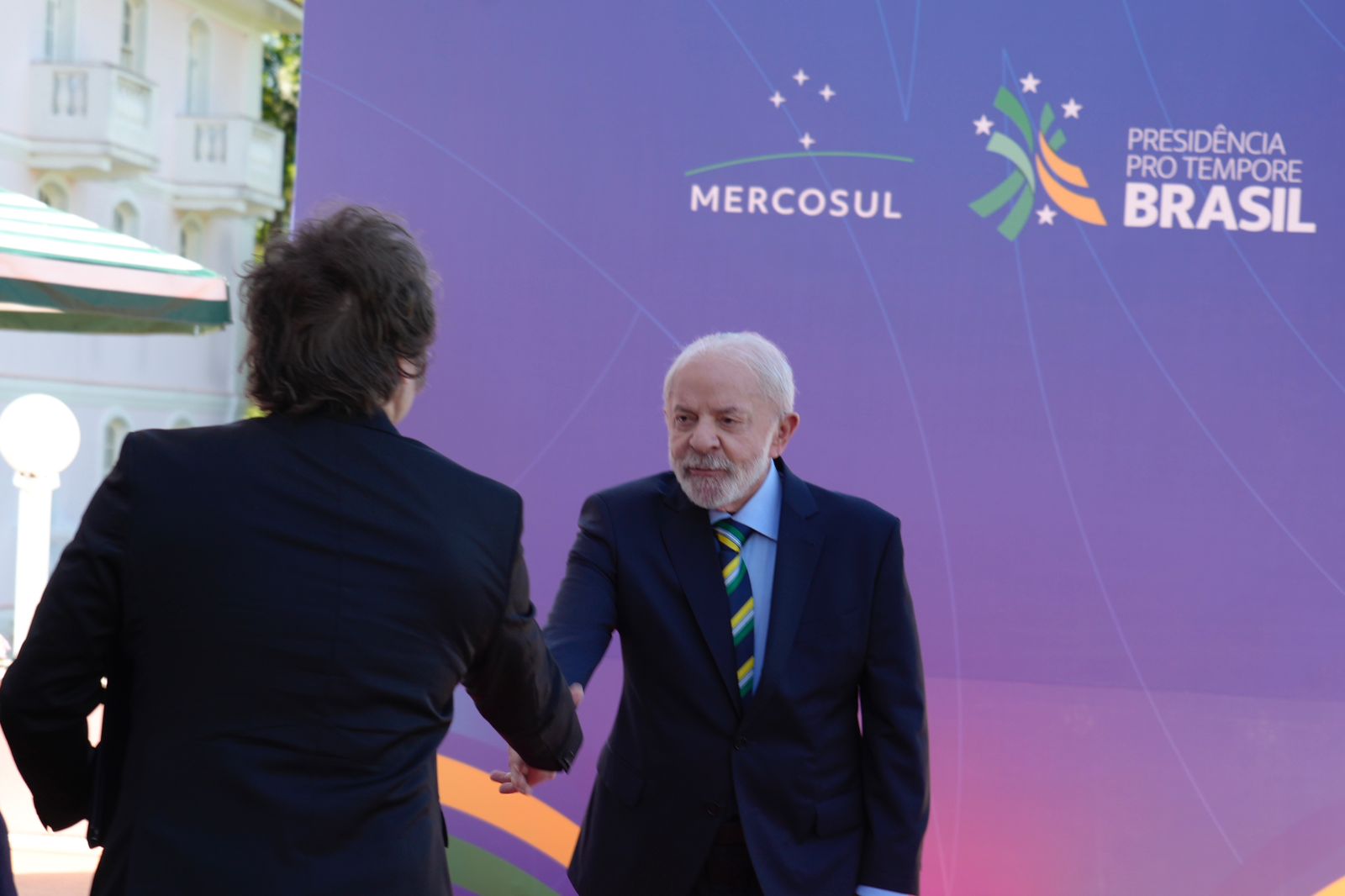 Brasil reabre diálogo com Argentina após críticas de Milei a Lula