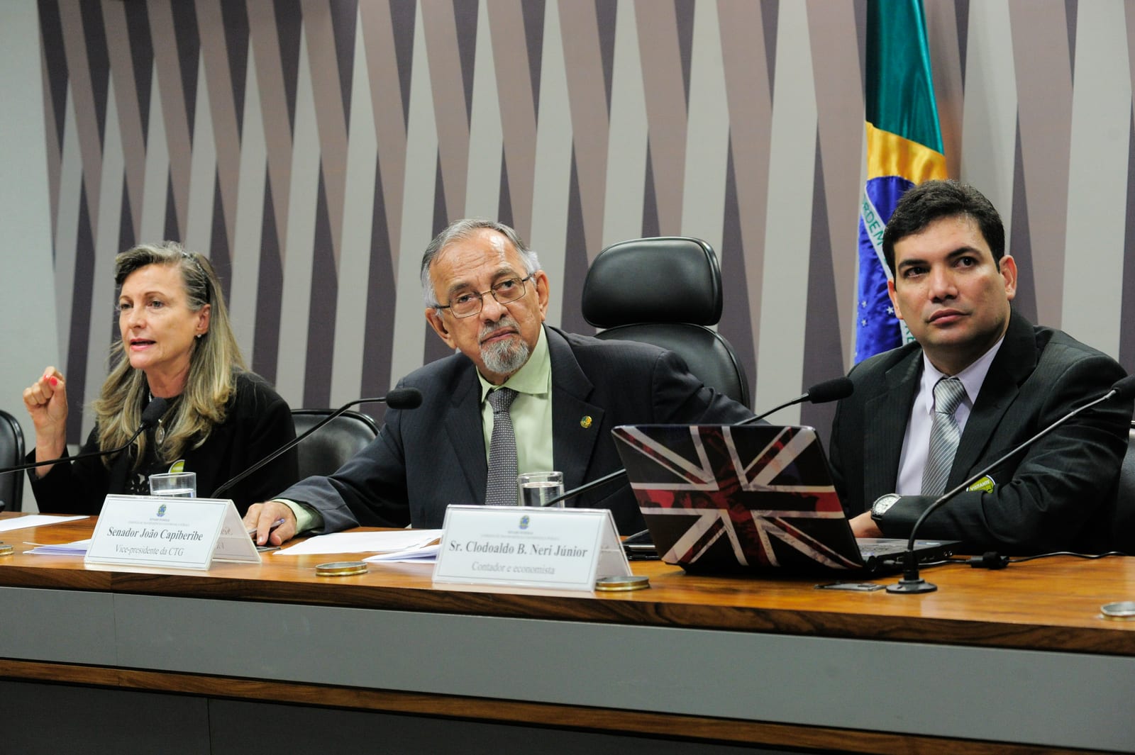 Até 53% da Dívida Pública Federal poderá ser corrigida pela Selic