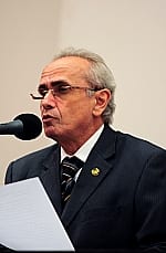 Prefeito de Massaranduba rompe com Lucas e anuncia apoio a Cícero Lucena