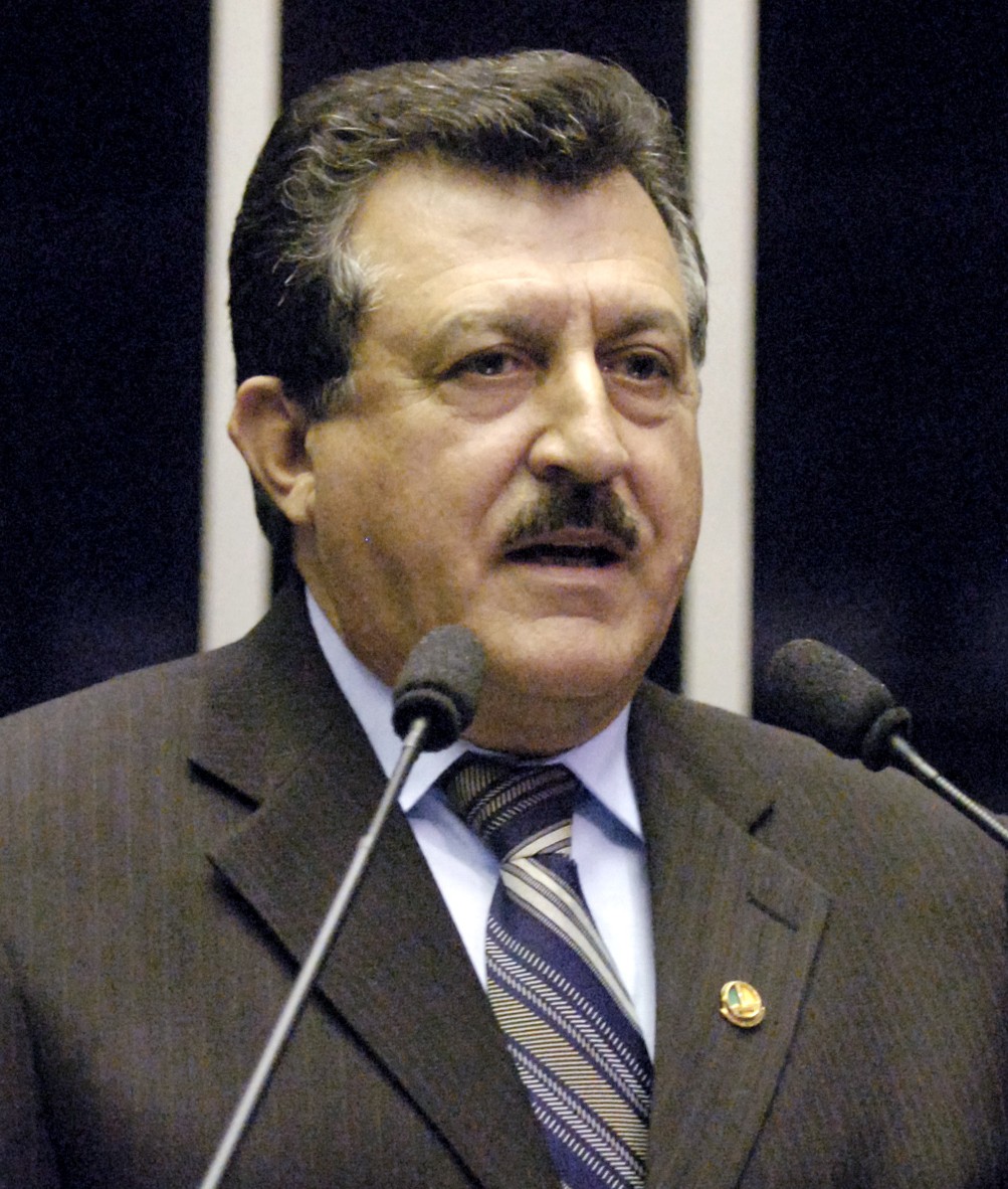 Onze candidatos disputam duas vagas ao Senado no Tocantins