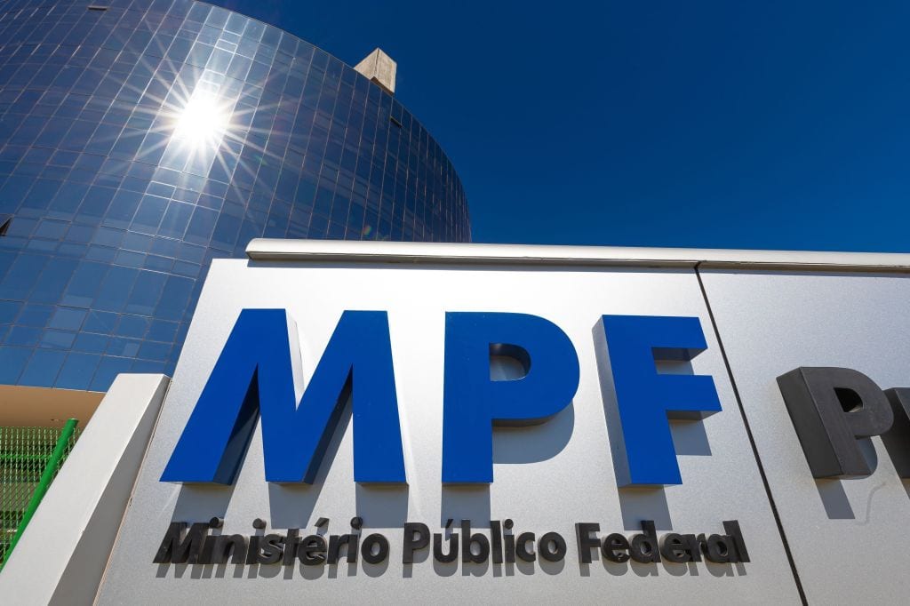 MPF investiga uso de R$ 735 milhões do Fundeb em municípios