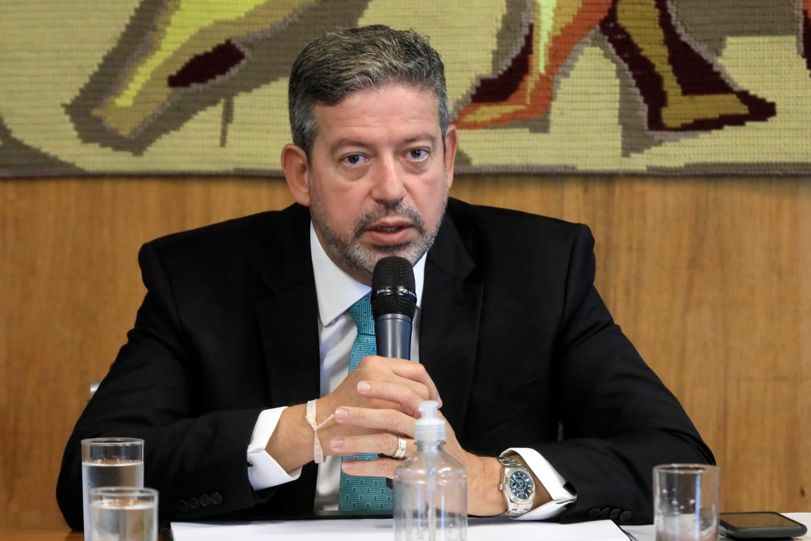 Filho de Arthur Lira se torna o mais jovem deputado federal já eleito