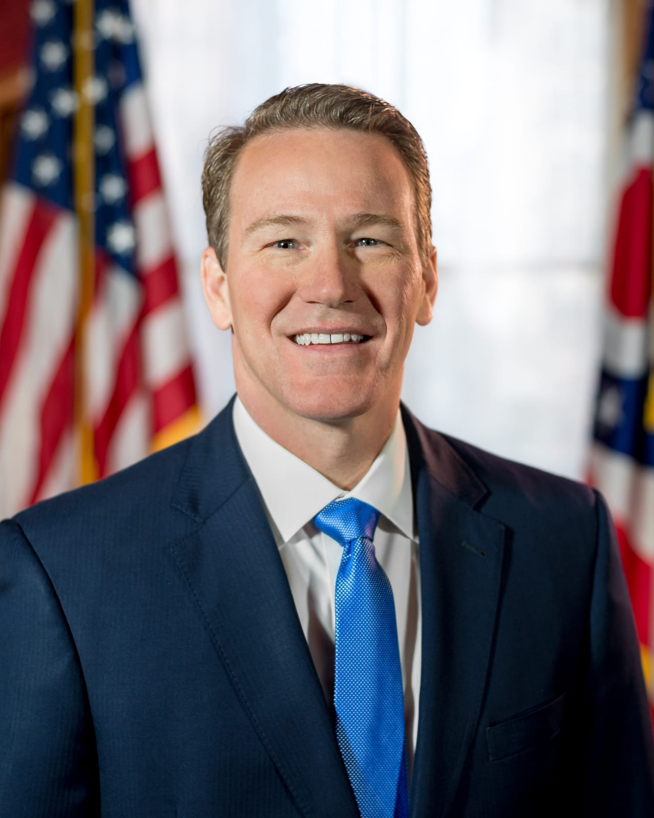 Trump faz comício em Ohio para impulsionar Jon Husted ao Senado
