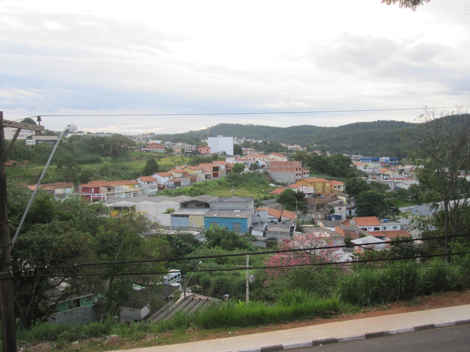 Cotia: 23 seções de quatro escolas tiveram local de votação alterado
