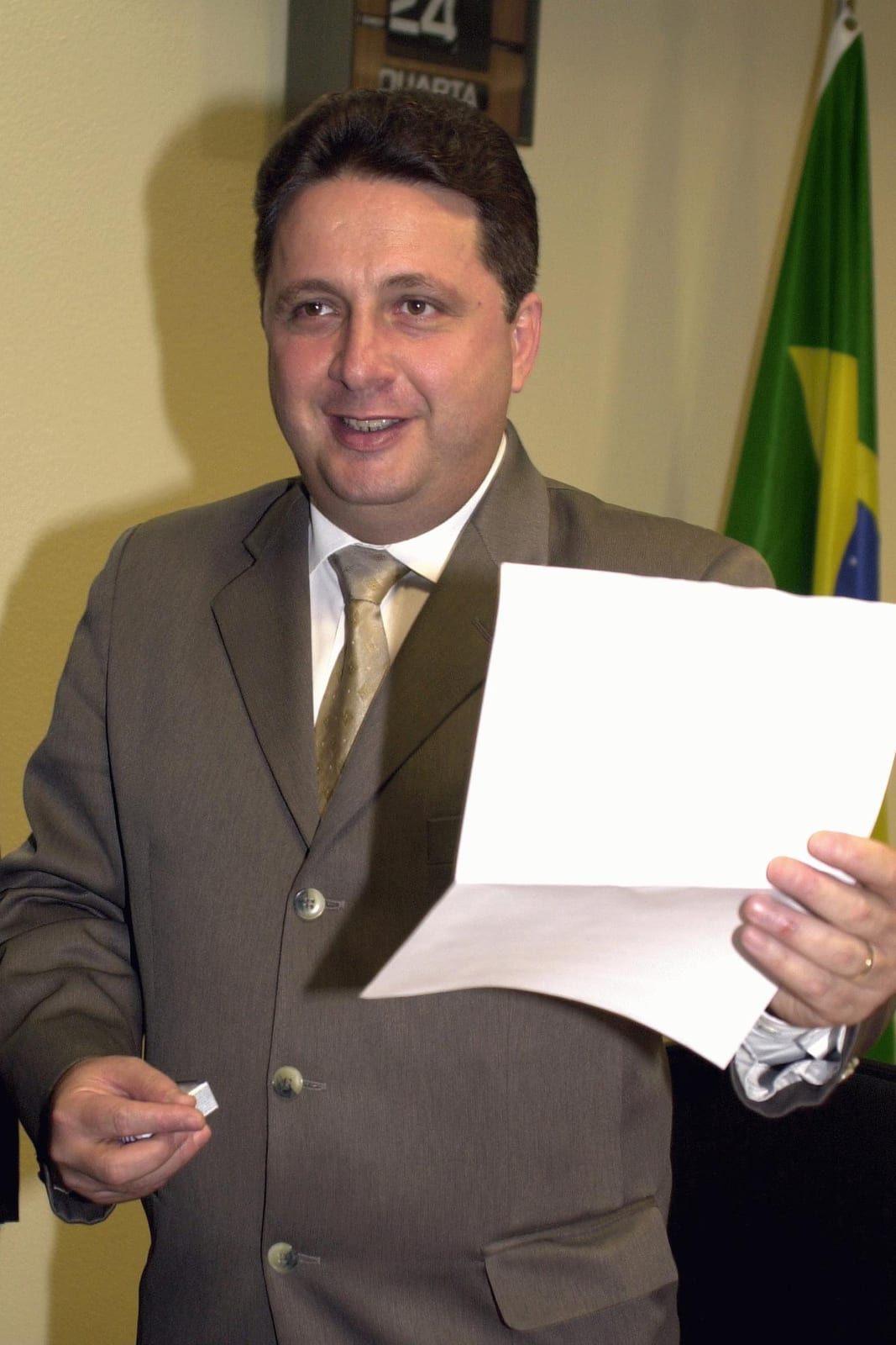 TRE-RJ proíbe Garotinho de ir a debate e ter propaganda eleitoral