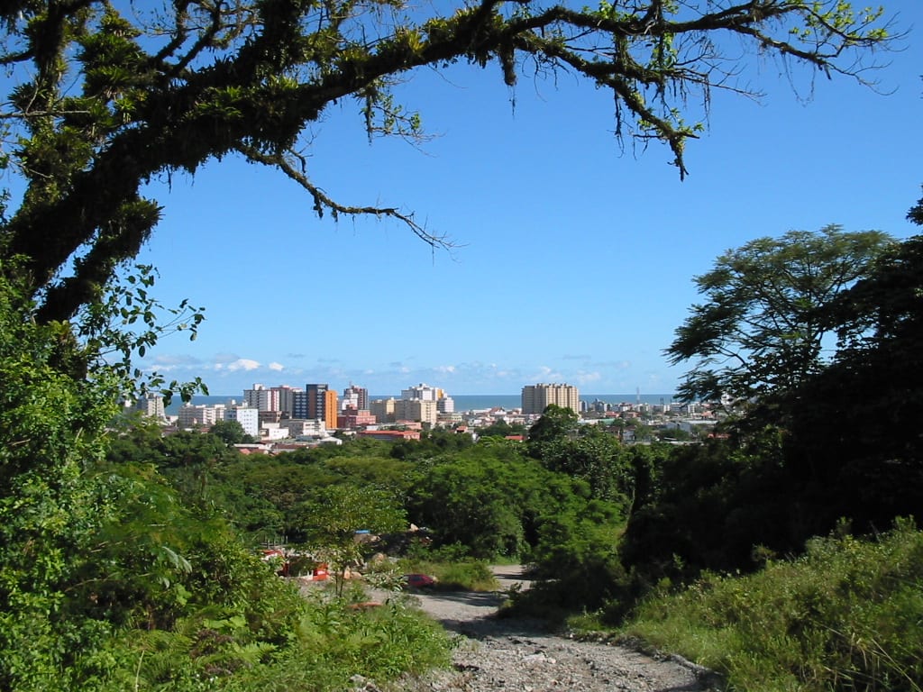 Mongaguá vai remodelar a orla com 19 quiosques e infraestrutura completa