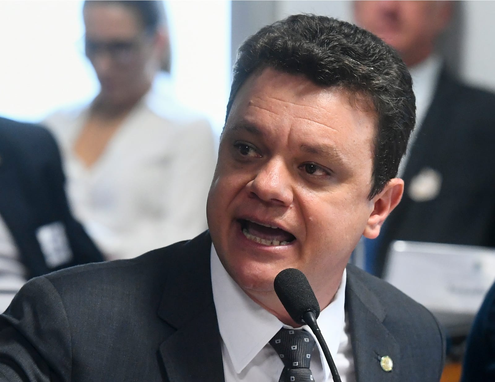 Ministro Odair Cunha pede vista por 30 dias em processo sobre preços da Petrobras