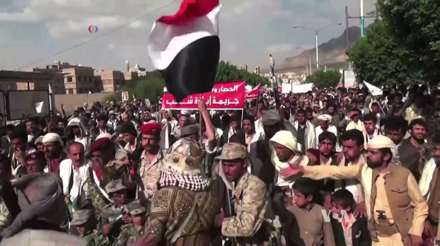 Houthis do Iêmen reivindicam múltiplos ataques contra o aeroporto de Riade