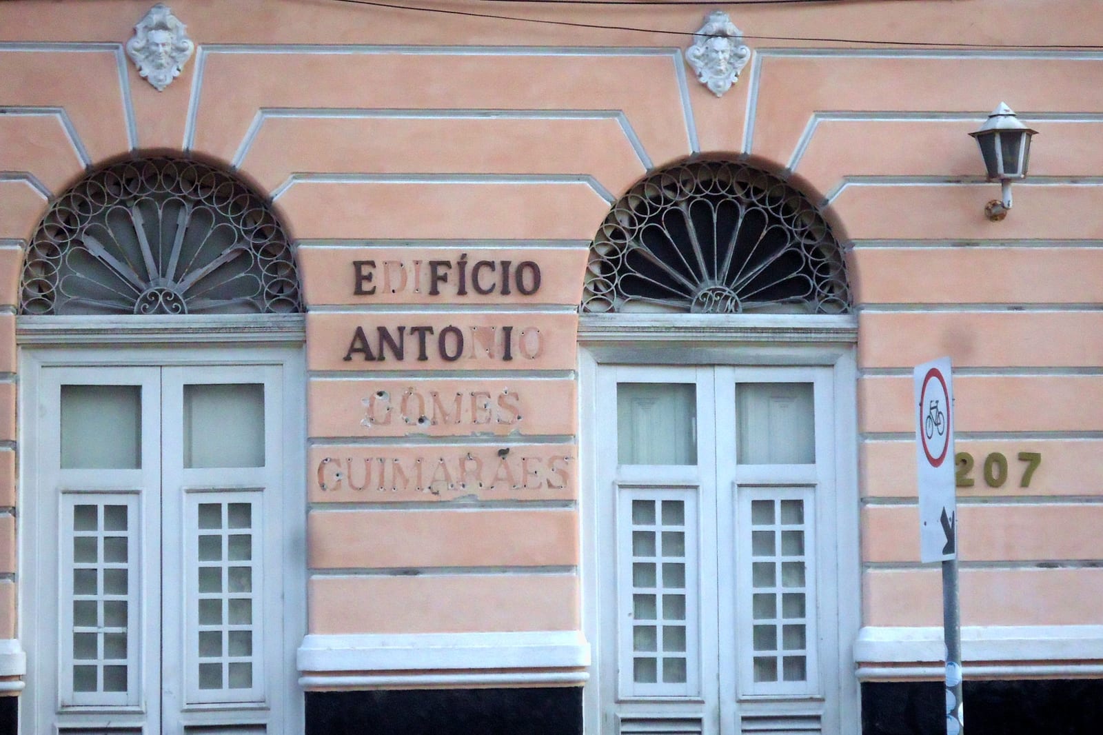 Corrida ao Senado: Ayres com Gaguim; Bispo Guaracy com Guimarães; Gomes preside