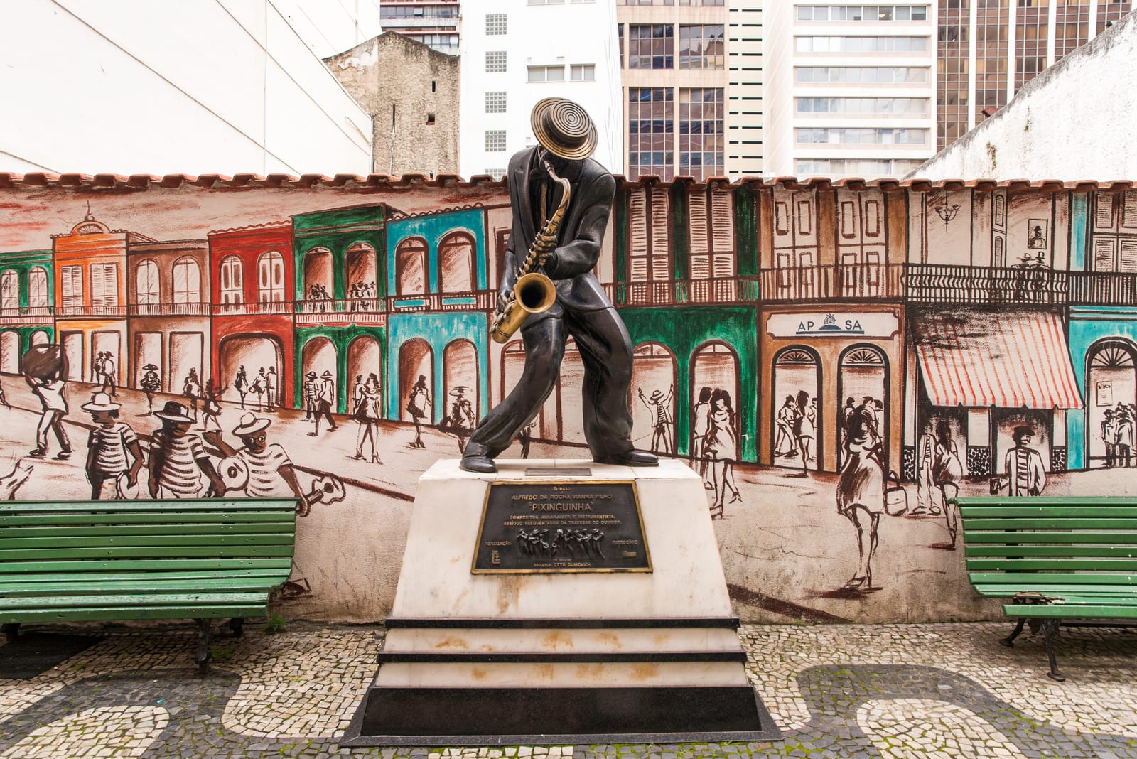 Pixinguinha: mestre do Choro e arquiteto da música instrumental