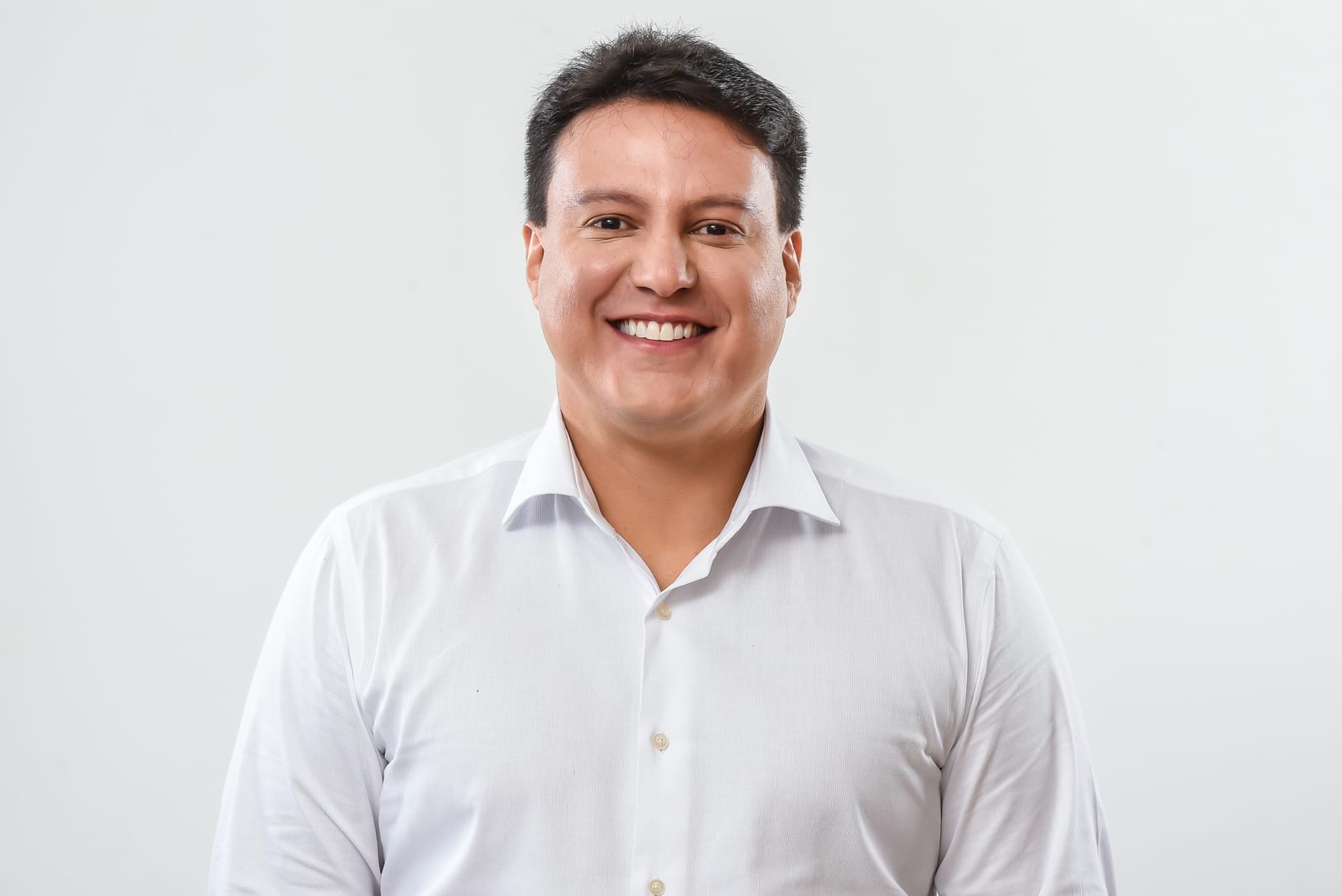 Felipe Camarão foca em ciência e tecnologia em agenda no Maranhão