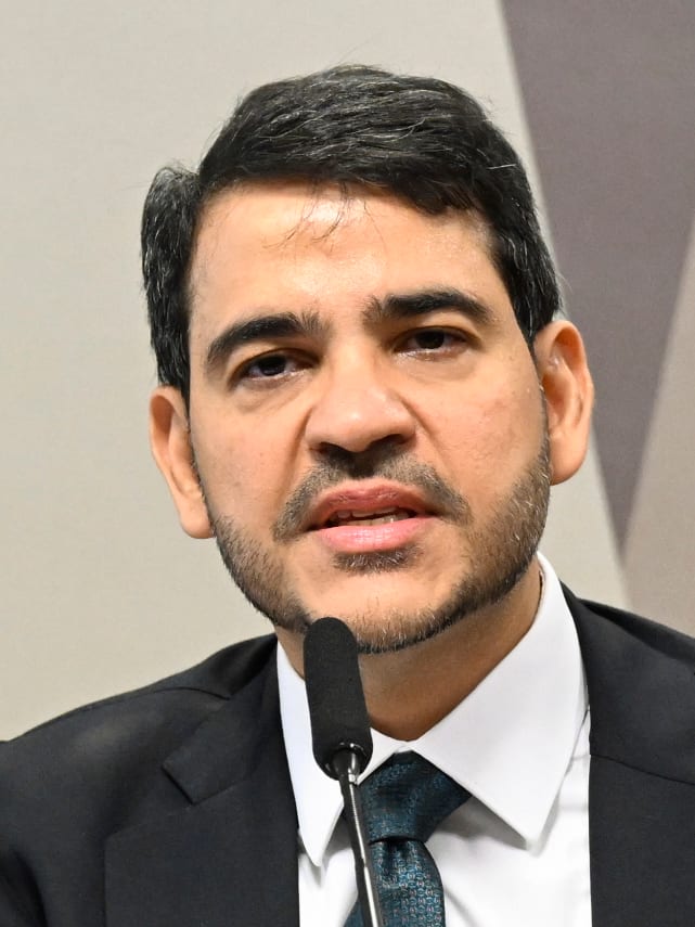 Jorge Messias: 'eleição vai libertar a Igreja do Senhor do mal'