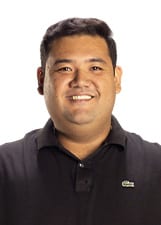 Prefeito Pedro Ishi recebe deputado federal reeleito Marcio Alvino em Suzano