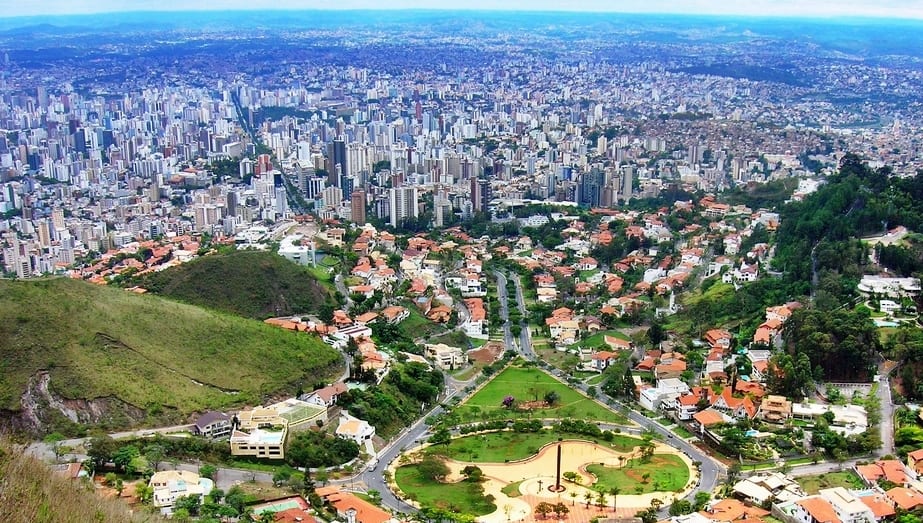 Gaspar defende obras e investimentos para gerar empregos em encontro em BH