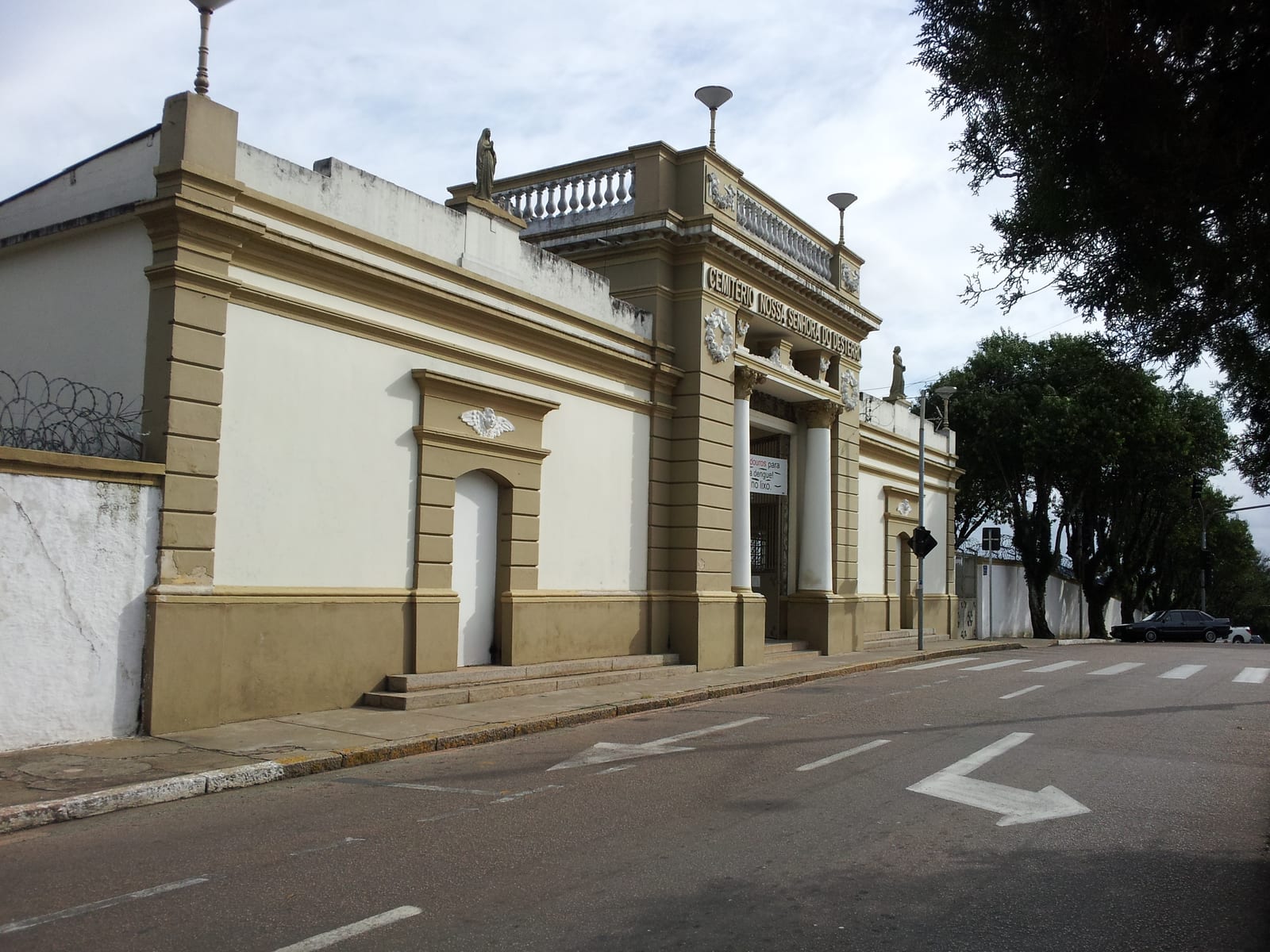 Reforma do estacionamento do Cemitério Nossa Senhora da Penha custará R$ 350 mil