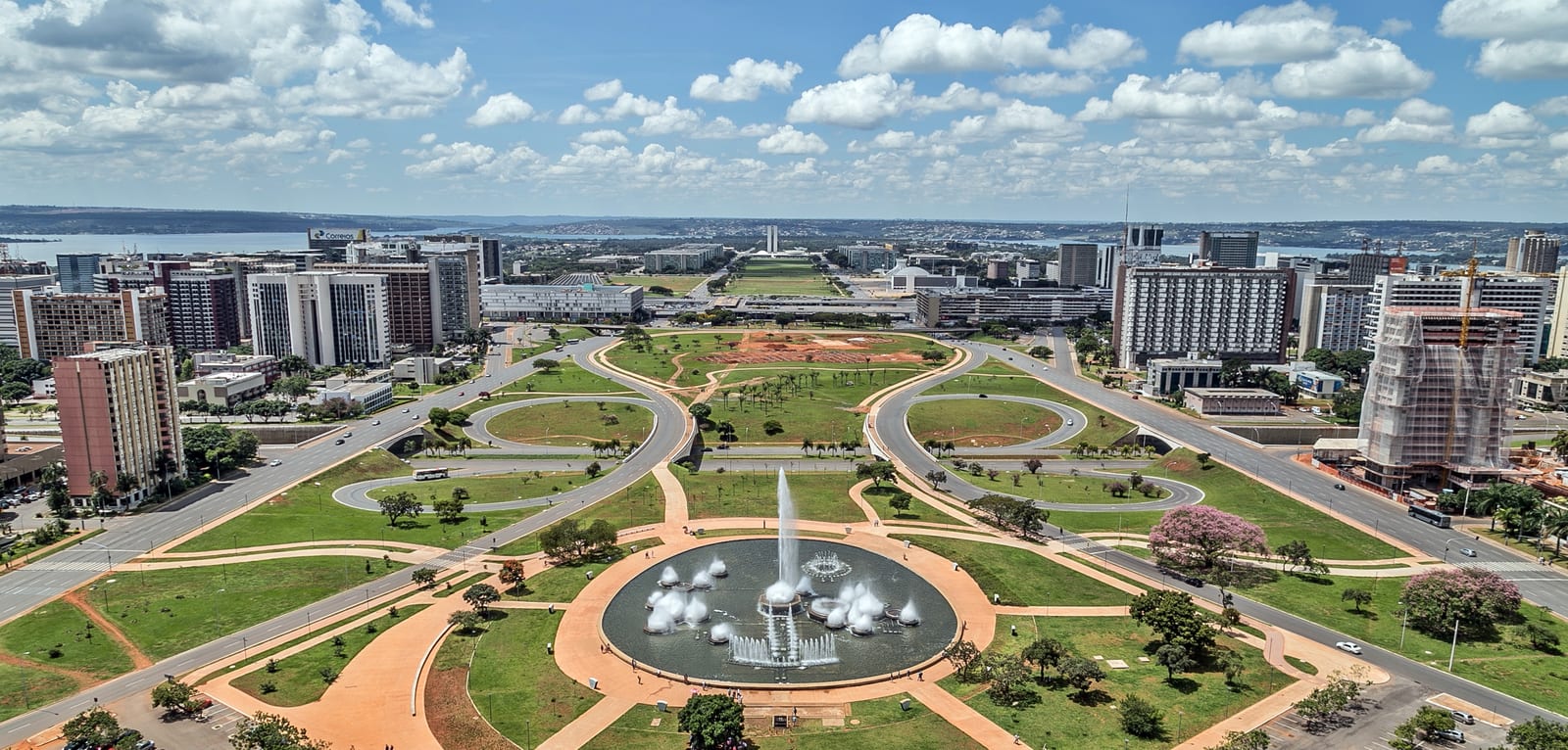 Governo zera passivos e perdoa dívidas de autônomos e microempresas