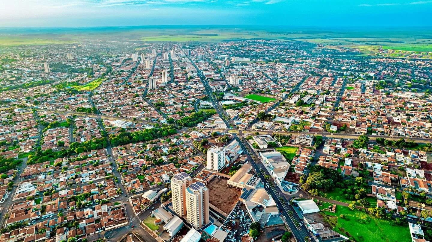 Ourinhos conclui implantação do Cadastro Imobiliário; 95% dos imóveis têm CIB