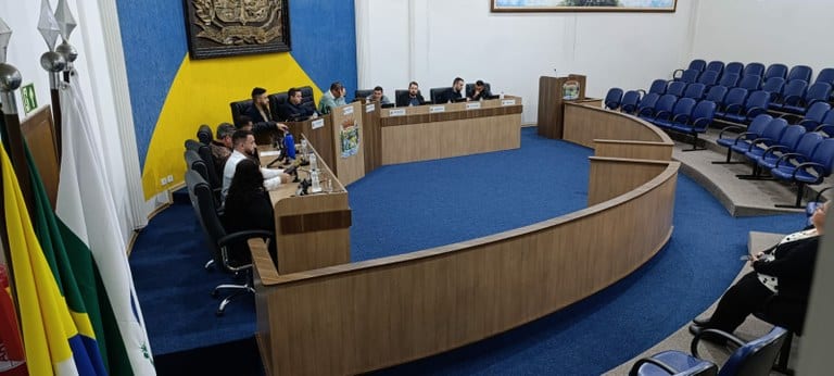 Câmara de Carambeí aprova R$ 25 milhões para pavimentação rural