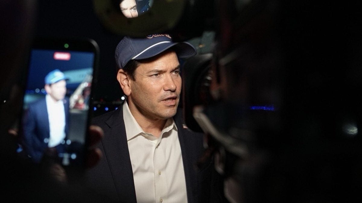 Rubio: EUA não sabiam da redução de velocidade do Starlink usada pela Ucrânia
