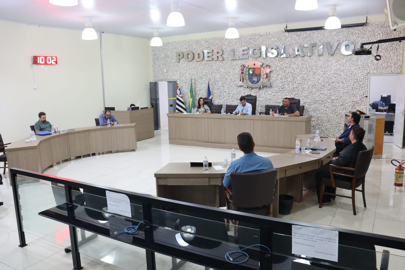 Bariri aprova concessão por licitação de barracão industrial na Avenida das Indústrias