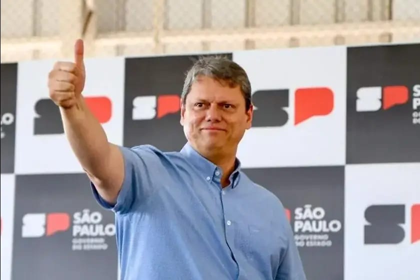 Tarcísio diz que entrevistou candidatos à vaga de Eleuses Paiva na Secretaria de Saúde