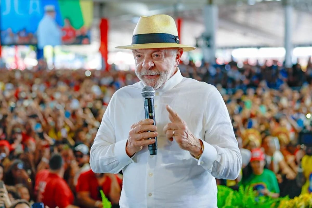 Lula pede votos para “limpeza no Congresso” em ato em Natal