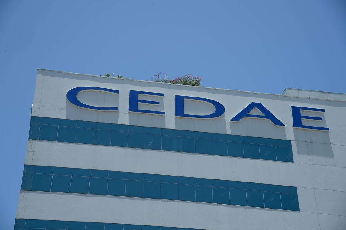 Permanência da Cedae na nova concessão do Rio cria conflito de interesses