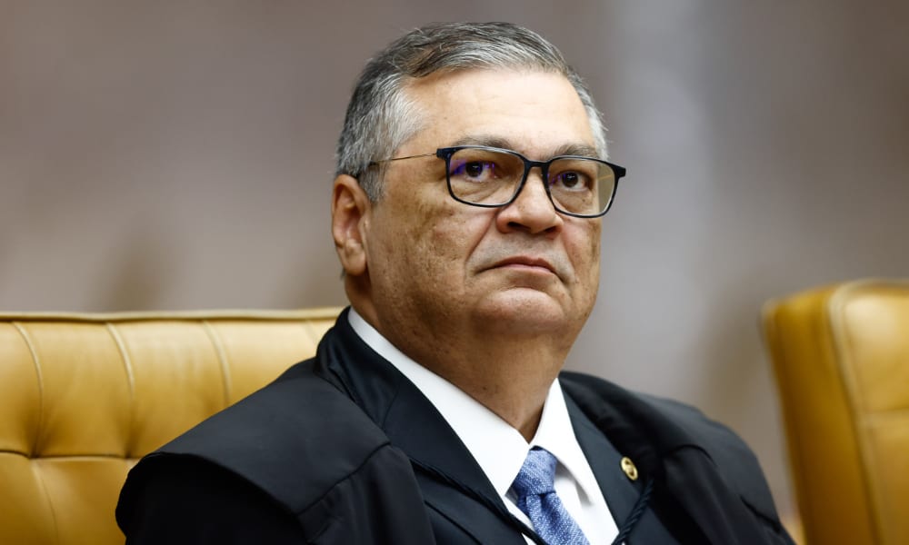 Dino derruba decisão de Mendonça que mandou apagar post sobre Nossa Senhora