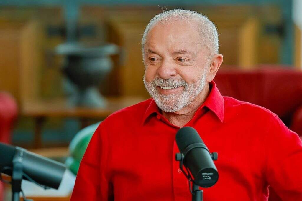 PT lança cartilha que orienta dizer que Lula é católico