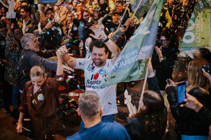 Candidato a deputado pelo PSD reúne 2,5 mil apoiadores em Joinville