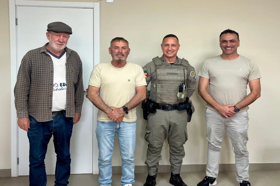 Brigada Militar e Prefeitura discutem melhorias no quartel de Cidreira