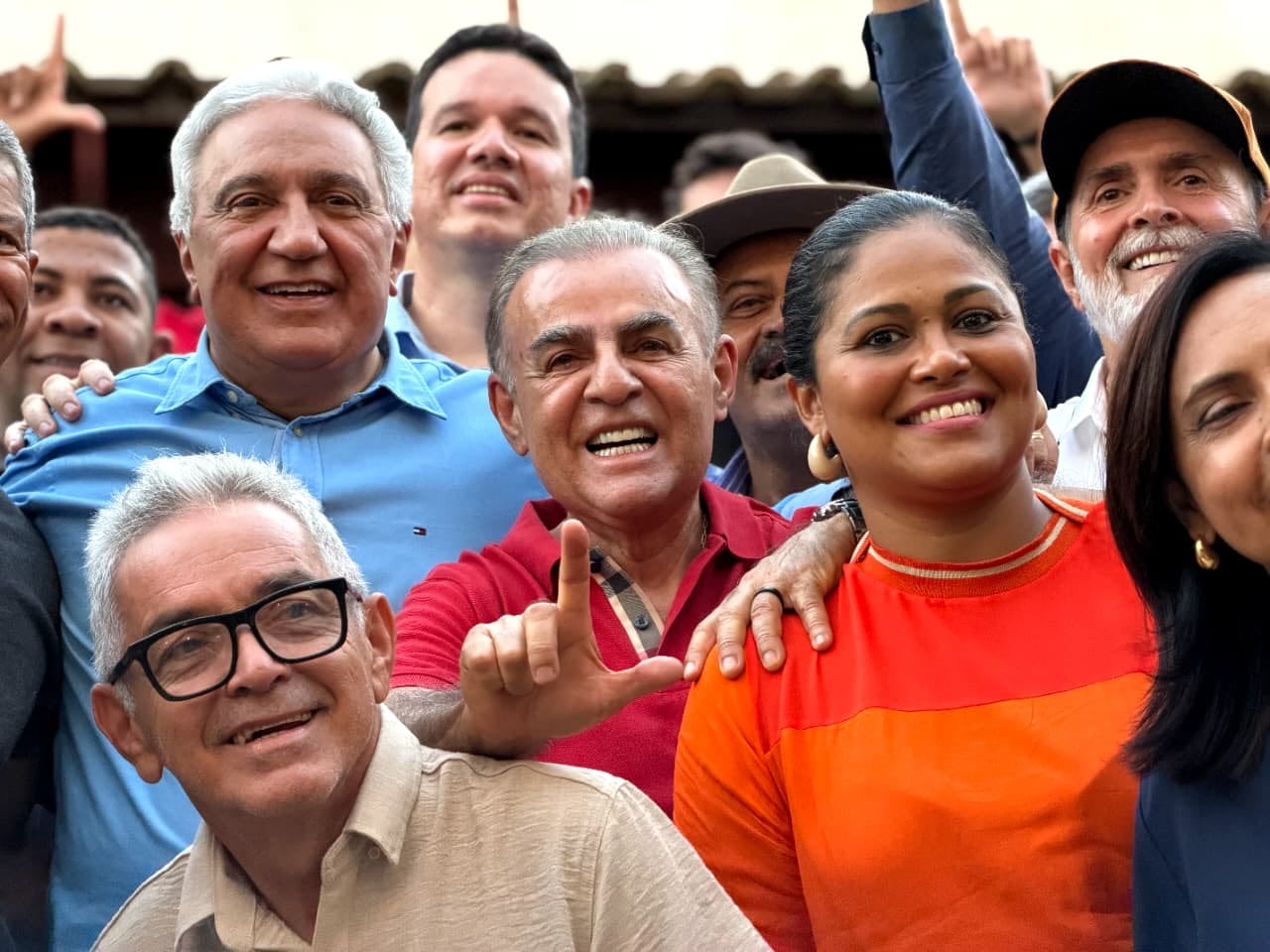 Mourão pede recuperar o Brasil dos programas sociais e cita união, verdade e doação