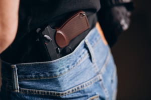 TJ-SP absolve dono de armas por mudança de local de guarda sem atualização cadastral