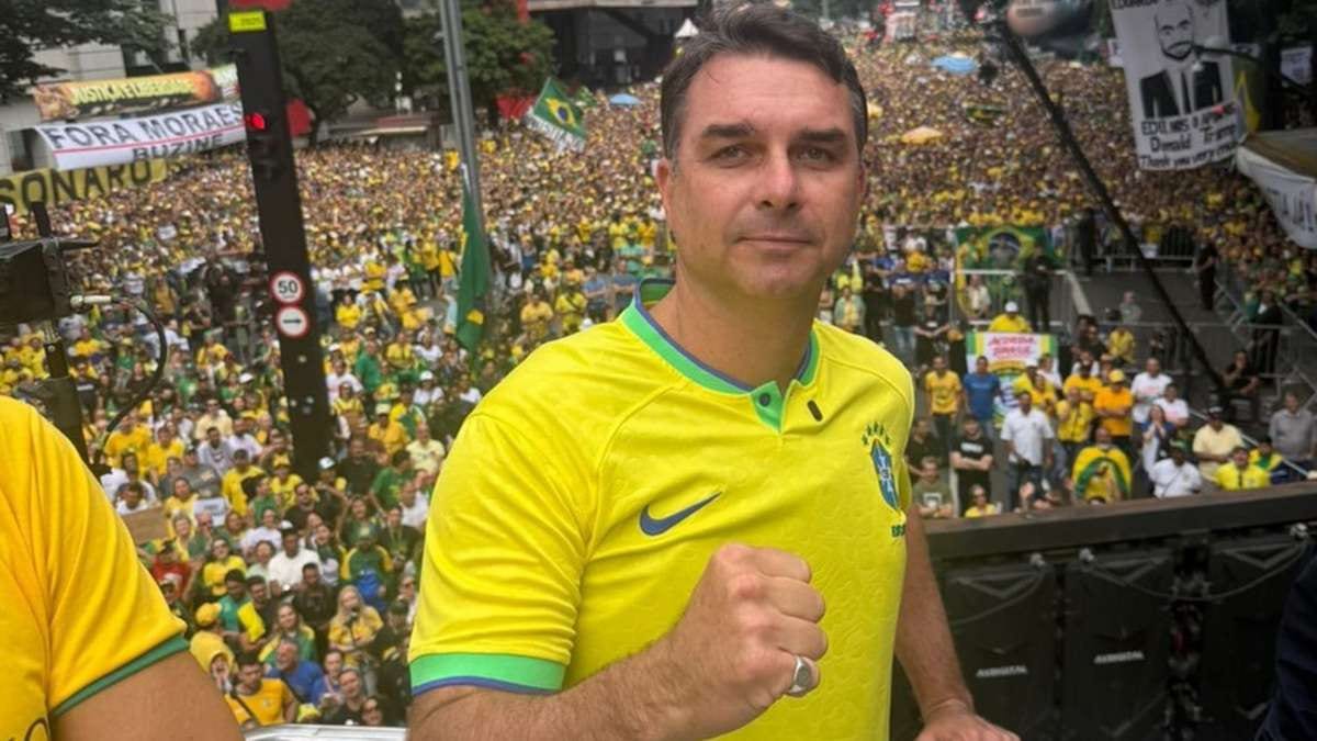 Cidade do RS é a mais bolsonarista do Brasil; veja onde Flávio teve 87% dos votos