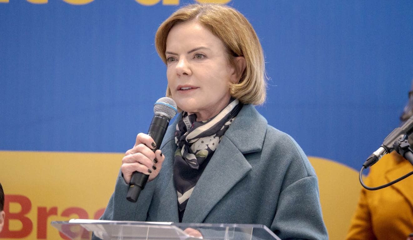 Após derrota na disputa ao Senado, Gleisi Hoffmann é sondada para cargos em Brasília