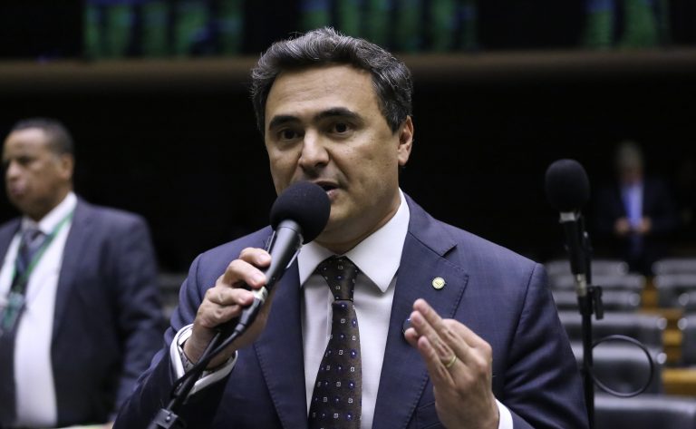 PL 1955/2026 proíbe venda de vapes a quem nasceu desde 1º‑jan‑2009