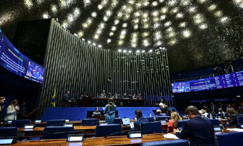 Senado aprova novo teto de faturamento para MEI com transição até 2028