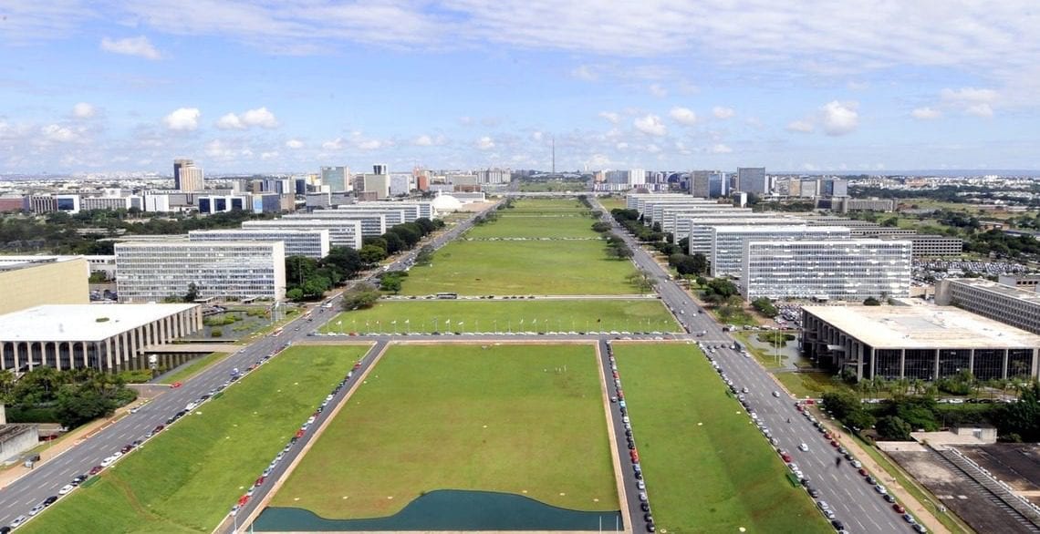 Concursos federais previstos somam 27.595 vagas até início de 2027